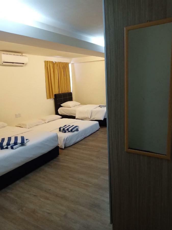 Hotel Truly Asia Кота-Кинабалу Экстерьер фото