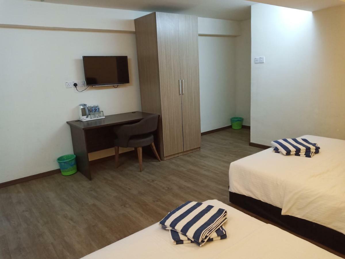 Hotel Truly Asia Кота-Кинабалу Экстерьер фото